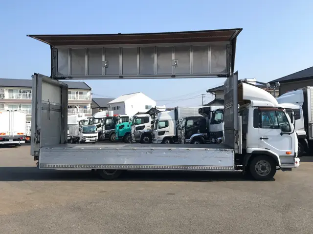 ＵＤ コンドル BDG-MK36D(2WD)の写真6