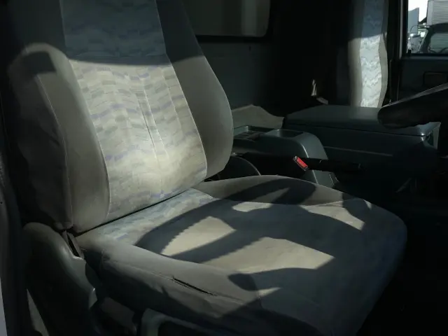 ＵＤ コンドル BDG-MK36D(2WD)の写真21