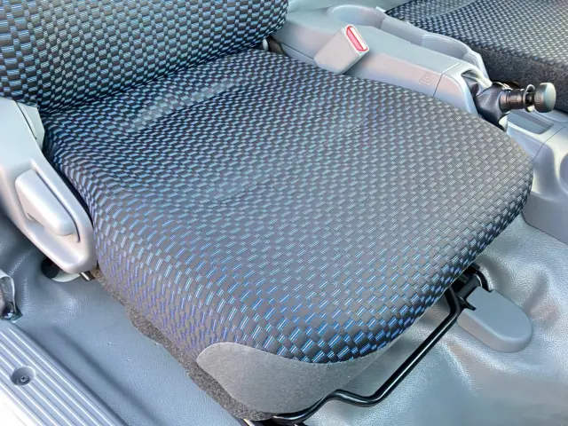 日野 デュトロ 2RG-XZC710M(2WD)の写真18