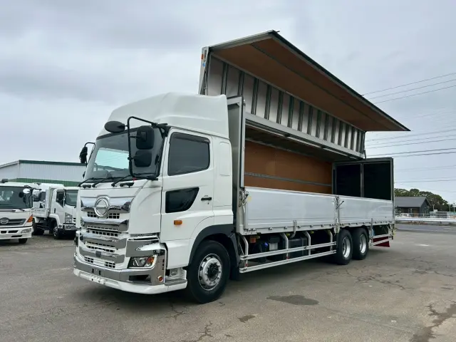 日野 プロフィア 2DG-FR1EHG(6x2)の写真1