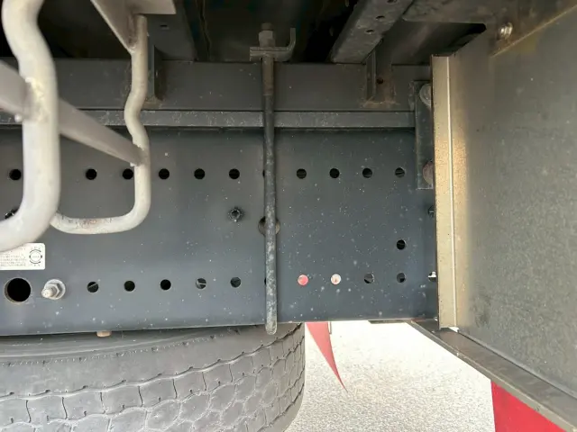 日野 プロフィア 2DG-FR1EHG(6x2)の写真13