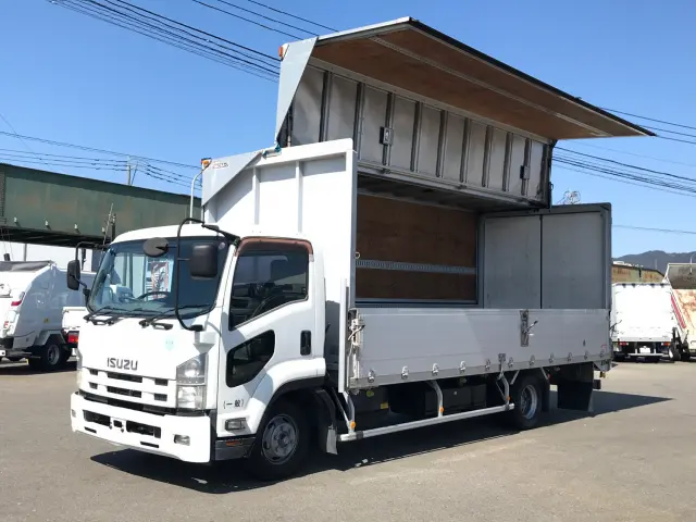 いすゞ フォワード TKG-FRR90S2(2WD)の写真1