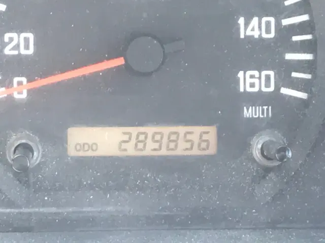 いすゞ フォワード TKG-FRR90S2(2WD)の写真21