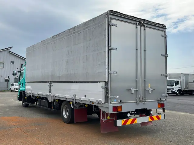 いすゞ フォワード 2RG-FRR90T2(2WD)の写真4