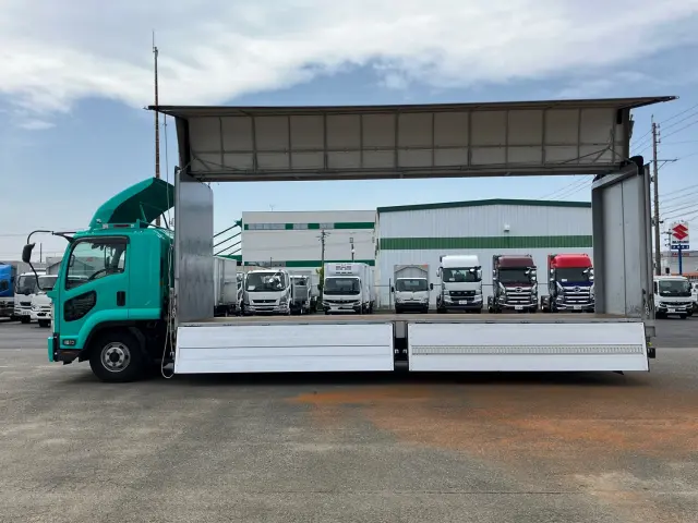 いすゞ フォワード 2RG-FRR90T2(2WD)の写真5