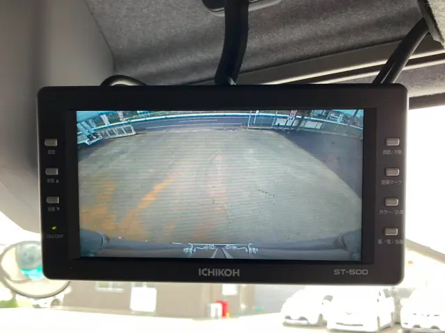 いすゞ フォワード 2RG-FRR90T2(2WD)の写真22