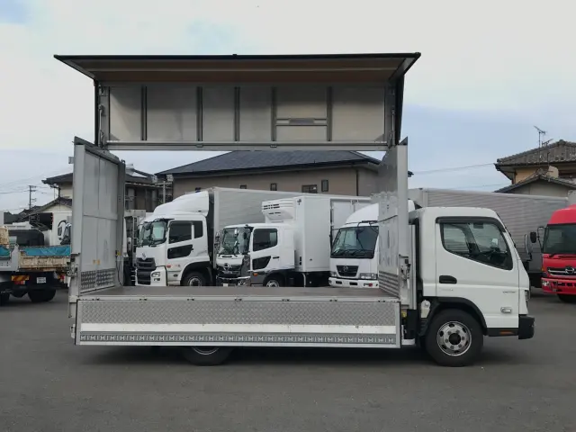 三菱 キャンター 2RG-FEB90(2WD)の写真6