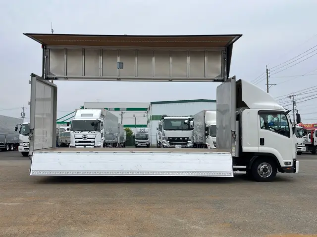 いすゞ フォワード 2RG-FRR90T2(2WD)の写真6