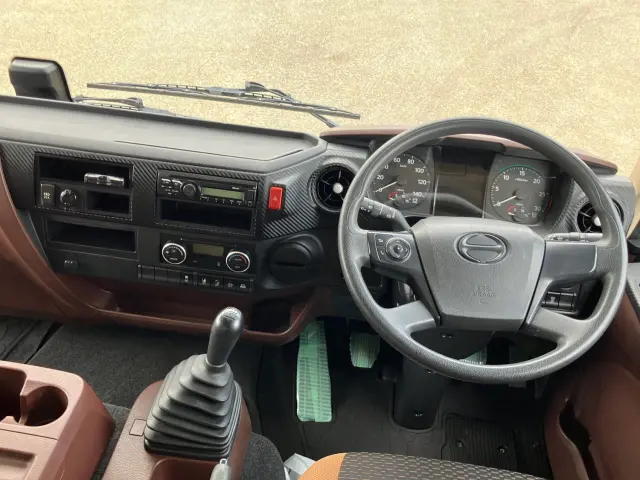 日野 レンジャー 2KG-FD2ABG(2WD)の写真20