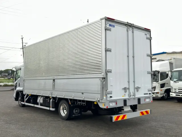 UD コンドル 2PG-BRR90T4(2WD)の写真4