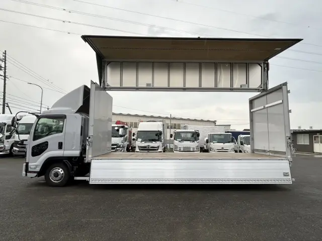 UD コンドル 2PG-BRR90T4(2WD)の写真5