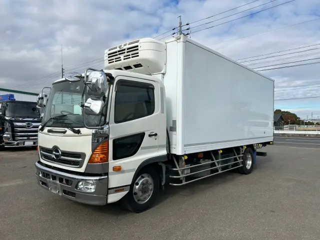 日野 レンジャー QKG-FJ7JKAG(2WD)の写真1