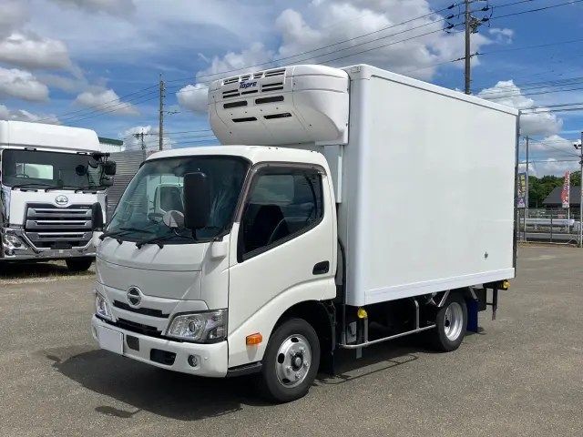 日野 デュトロ 2RG-XZU605M(2WD)の写真1