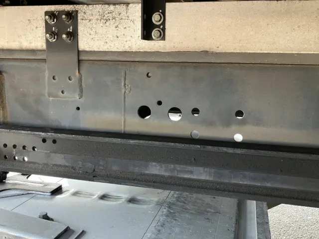 いすゞ フォワード 2PG-FTR90V2(2WD)の写真15