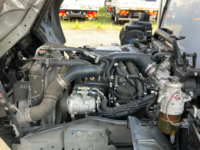 いすゞ フォワード 2PG-FTR90V2(2WD)の写真17