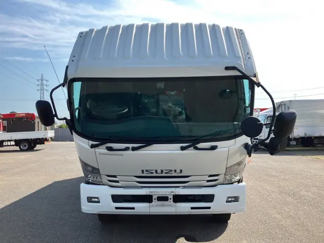 いすゞ フォワード 2PG-FTR90V2(2WD)の写真24