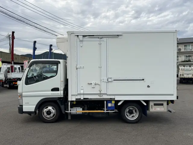 三菱 キャンター 2RG-FBA20(2WD)の写真5