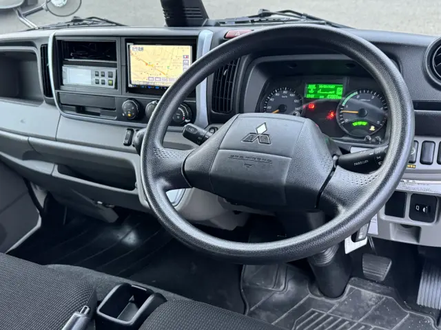 三菱 キャンター 2RG-FBA20(2WD)の写真18
