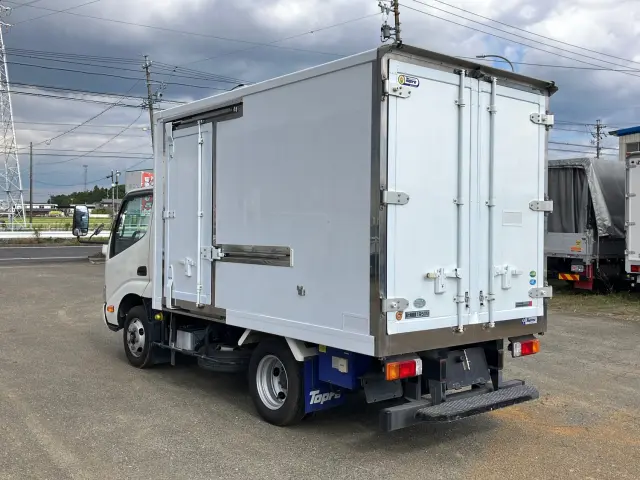 日野 デュトロ 2RG-XZC605M(2WD)の写真4