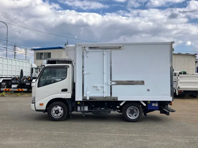 日野 デュトロ 2RG-XZC605M(2WD)の写真5