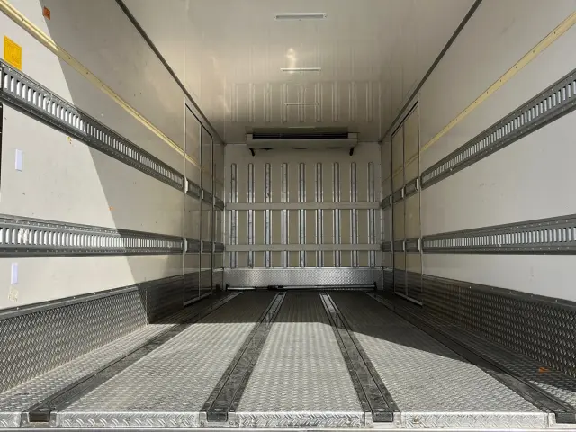 日野 レンジャー 2KG-FD2ABG(2WD)の写真8