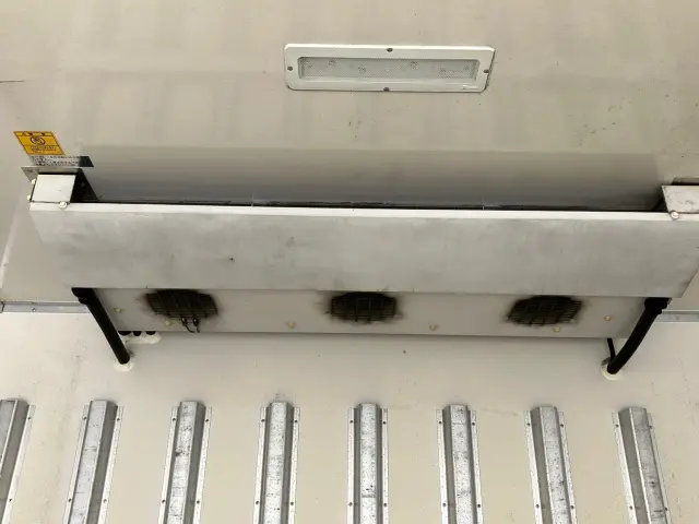 日野 レンジャー 2KG-FD2ABG(2WD)の写真10