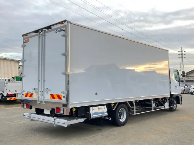 日野 レンジャー 2KG-FD2ABG(2WD)の写真3