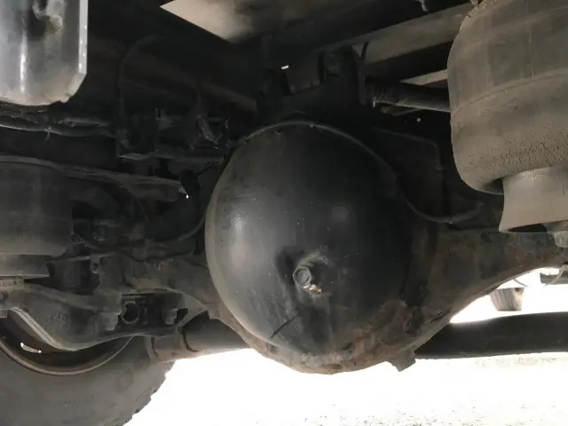 いすゞ フォワード TKG-FRR90T2(2WD)の写真16