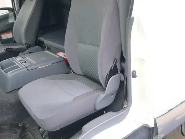 いすゞ フォワード TKG-FRR90T2(2WD)の写真20