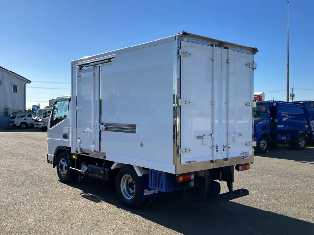 三菱 キャンター 2RG-FDA20(4WD)の写真4