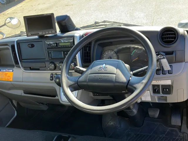 三菱 キャンター 2RG-FDA20(4WD)の写真18
