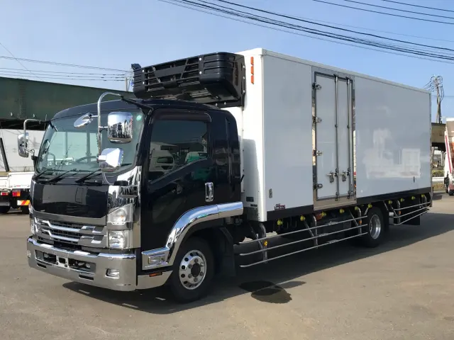 いすゞ フォワード TKG-FRR90S2(2WD)の写真1