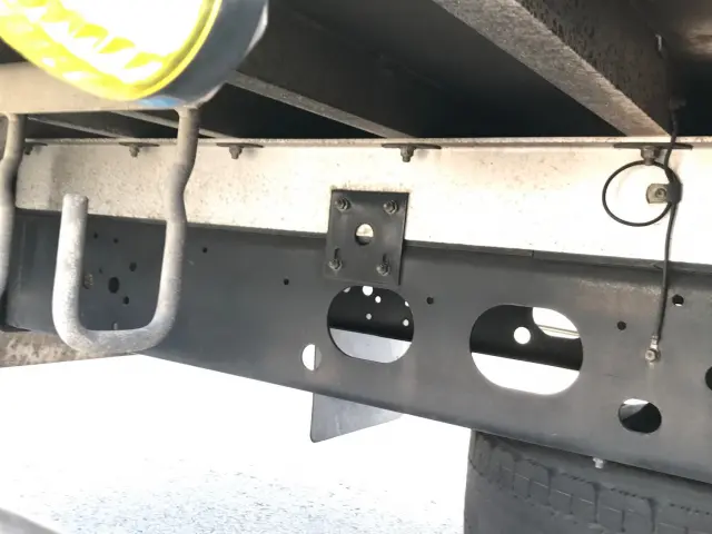 いすゞ フォワード TKG-FRR90S2(2WD)の写真12