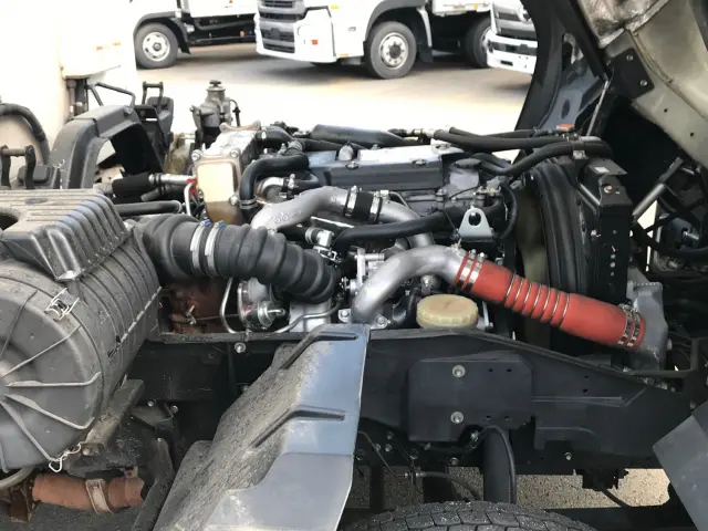 いすゞ フォワード TKG-FRR90S2(2WD)の写真15