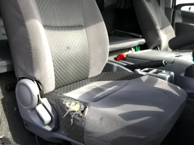 いすゞ フォワード TKG-FRR90S2(2WD)の写真16