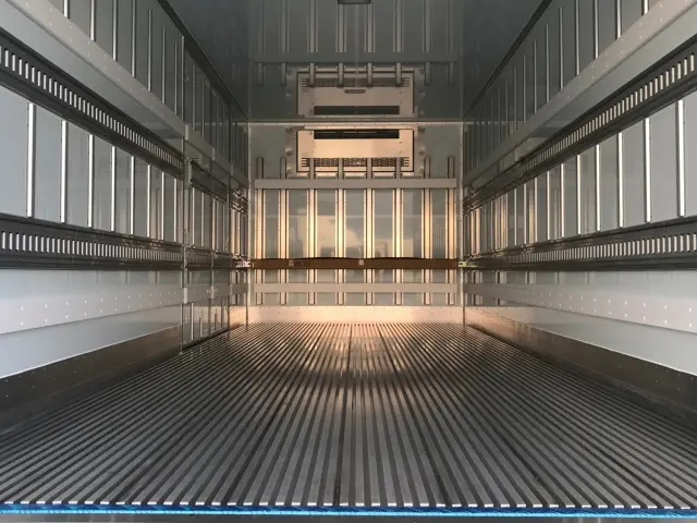 日野 レンジャー 2KG-FD2ABG(2WD)の写真8