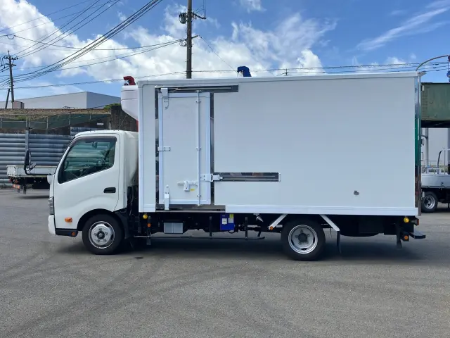 日野 デュトロ 2RG-XZU710M(2WD)の写真5