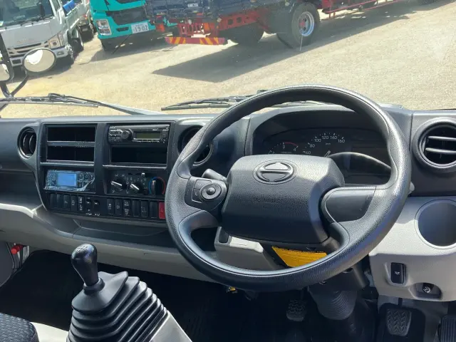 日野 デュトロ 2RG-XZU710M(2WD)の写真18