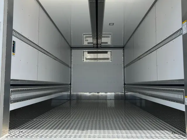 日野 レンジャー 2KG-FD2ABG(2WD)の写真8