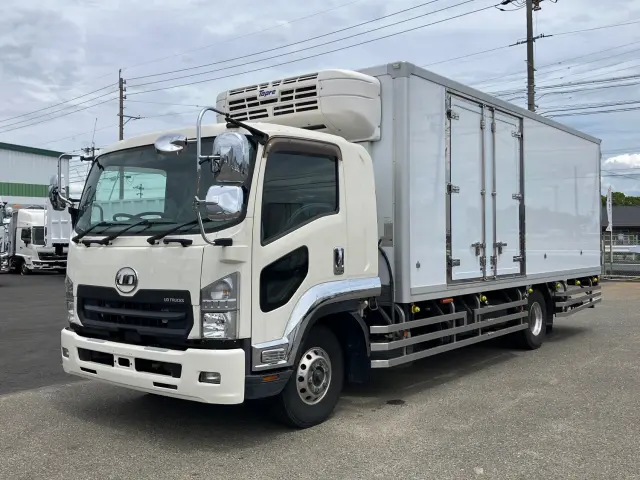 UD コンドル 2PG-BRR90T2(2WD)の写真1