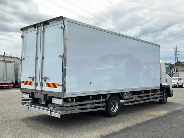 UD コンドル 2PG-BRR90T2(2WD)の写真3