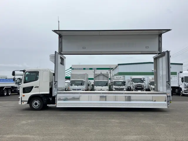 日野 レンジャー 2KG-FD2ABG(2WD)の写真5