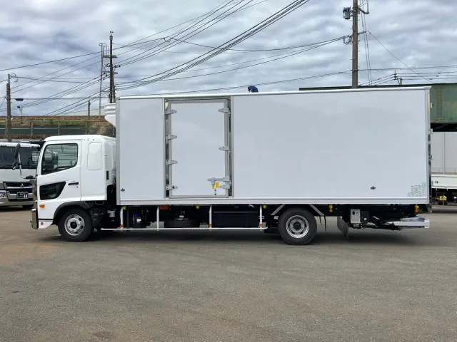 日野 レンジャー 2KG-FD2ABG(2WD)の写真5