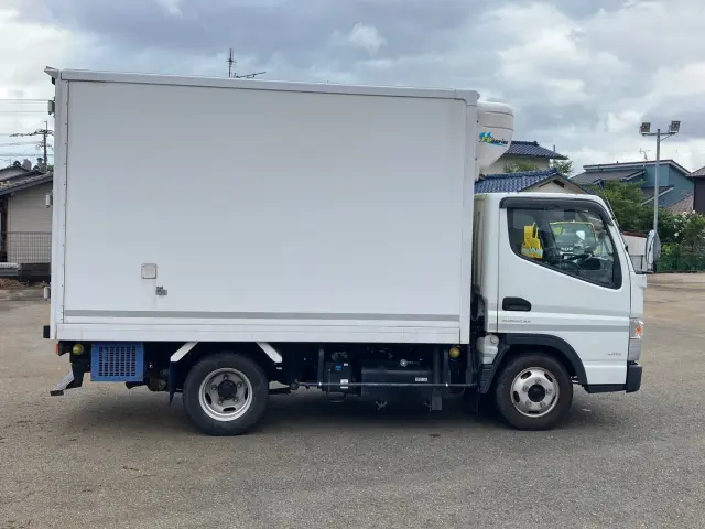 三菱 キャンター TPG-FBA20(2WD)の写真6