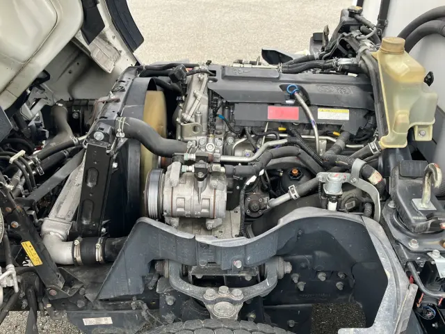 三菱 キャンター TPG-FBA20(2WD)の写真14