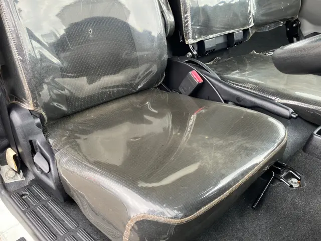 三菱 キャンター TPG-FBA20(2WD)の写真16