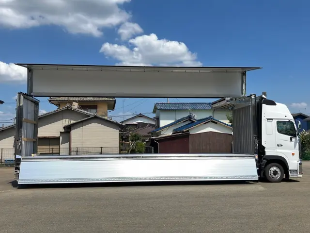 日野 プロフィア 2DG-FW1AHC(8x4)の写真6