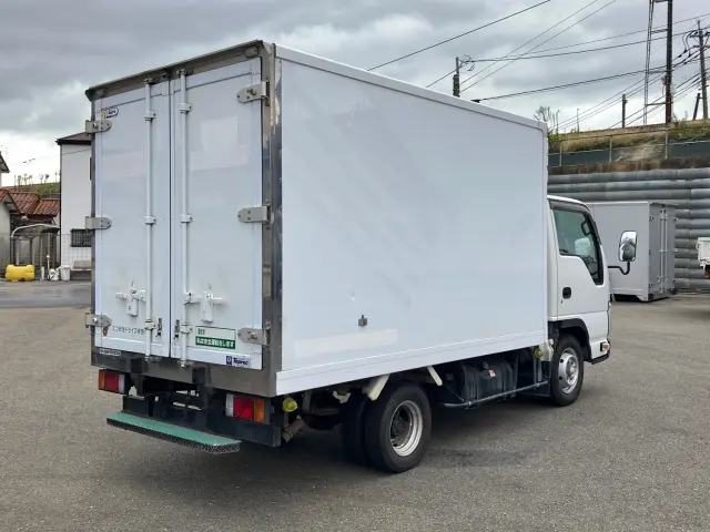 いすゞ エルフ TPG-NHR85A(2WD)の写真3