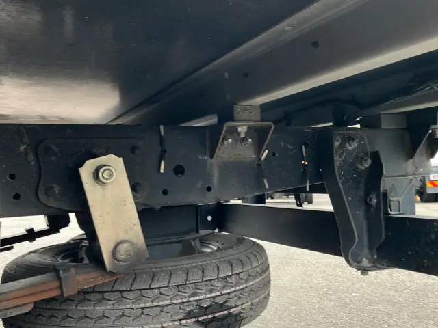 いすゞ エルフ TPG-NHR85A(2WD)の写真11