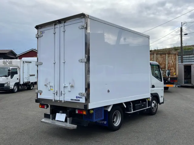 三菱 キャンター 2RG-FBA20(2WD)の写真3